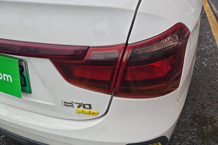 Used Dongfeng Aeolus E70 2023 PRO Smart Drive Edition Right Rear Taillight