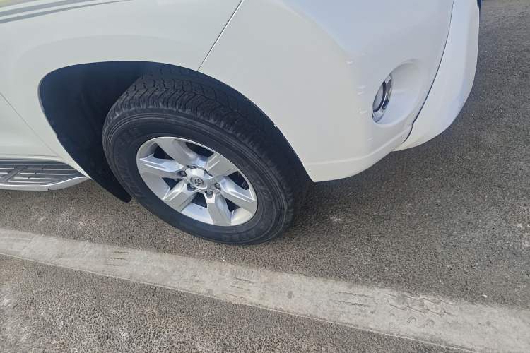 Used Toyota Prado 2016 2.7L Automatic Standard Edition
