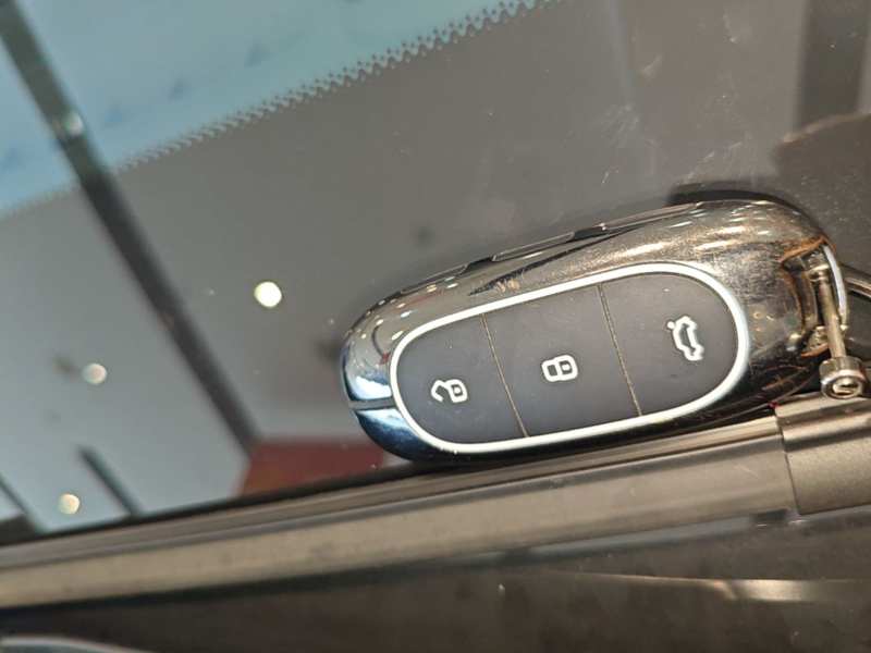 Used Li Auto L8 2023 Pro Model — 8