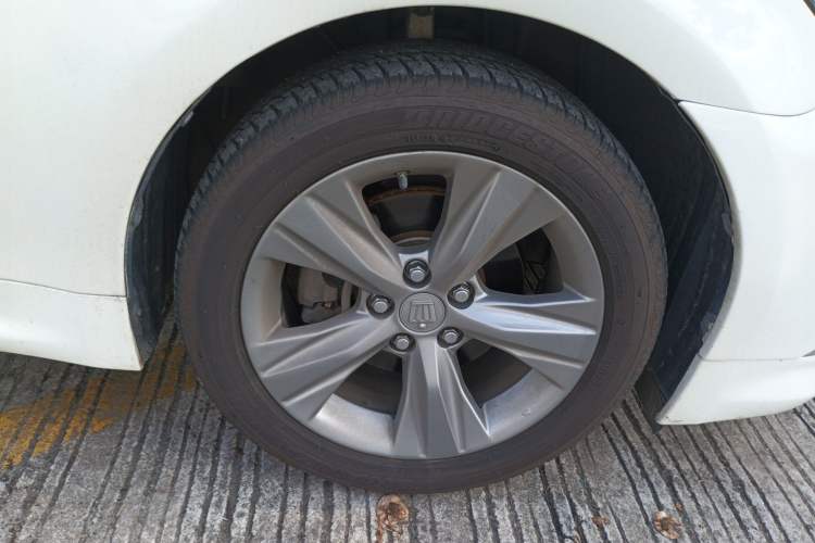 Used Toyota Crown 2015 2.0T Fashion Edition
