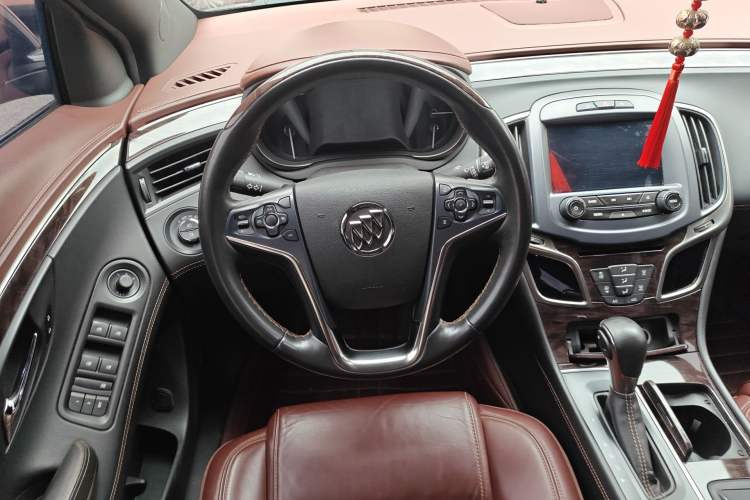 Used Buick LaCrosse 2014 2.0T SIDI Smart Luxury Flagship Edition Steering Wheel