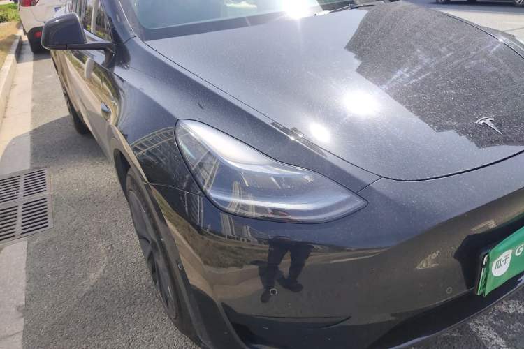 Used Tesla Model Y 2023 Rear-Wheel-Drive Version
