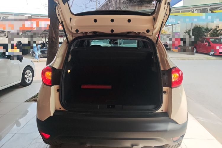 Used Renault Captur 2015 1.2T Automatic Standard Edition
