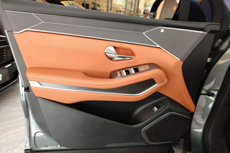 Used BYD Tang L 2025 EV 600KM All-Wheel-Drive LiDAR Flagship Model