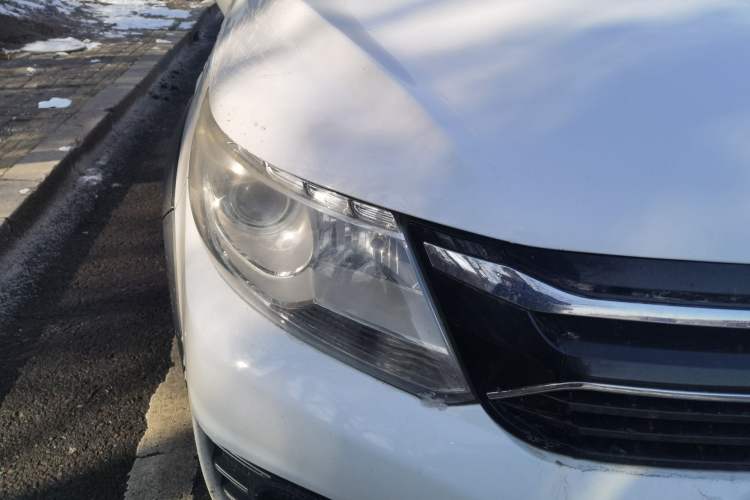 Used FORTHING Joyear XV 2015 1.6L CVT Comfort Model