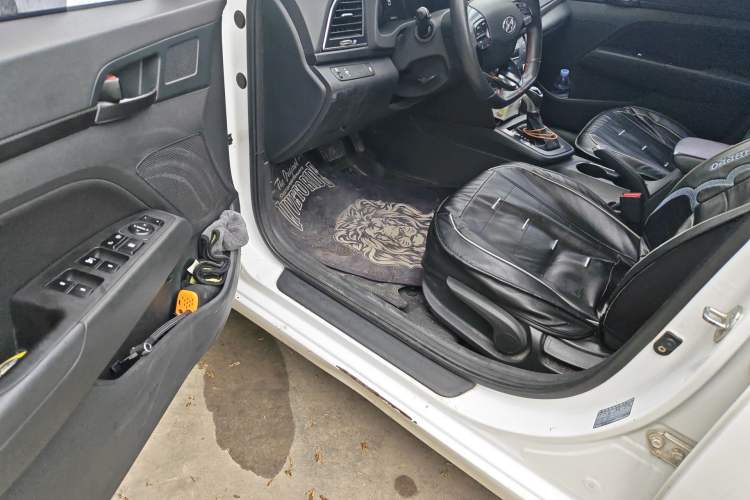 Used Hyundai Elantra (6th Generation / Lingdong) 2016 1.4T Dual-Clutch Xuan Dong · Dynamic Version
