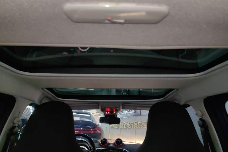 Used smart forfour 2016 1.0L 52 kW Passion Edition
