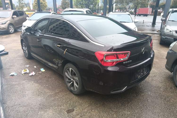 Used DS 5LS 2015 1.6T Elegant Edition THP160
