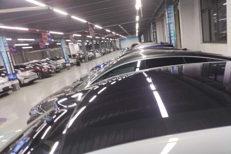 Used IM LS6 2023 Max Extended-Range Version Roof