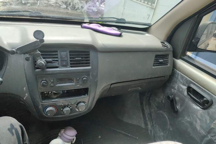 Used Wuling Rongguang 2015 1.2L S Base Model CNG Audio And AC Panel