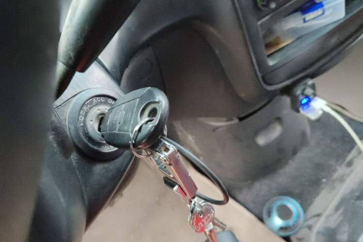 Used JAC Group Refine 2015 1.9T Shuttle Long Wheelbase Standard HFC4DB1-2C Vehicle Key