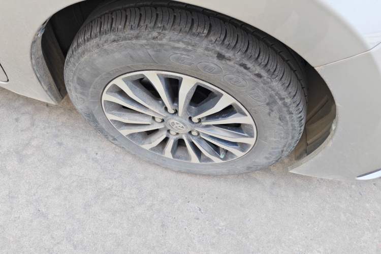 Used Toyota Corolla 2017 Revised Version 1.2T S-CVT GL-i Right Front Wheel Hub