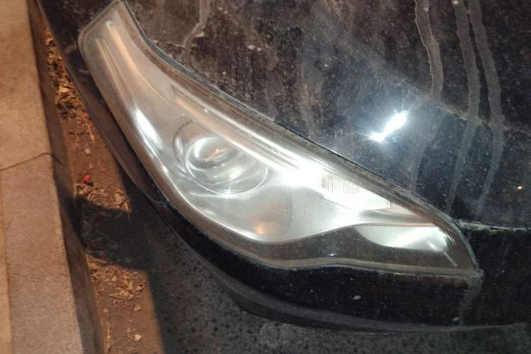 Used Bestune B50 2013 1.6L manual luxury version
