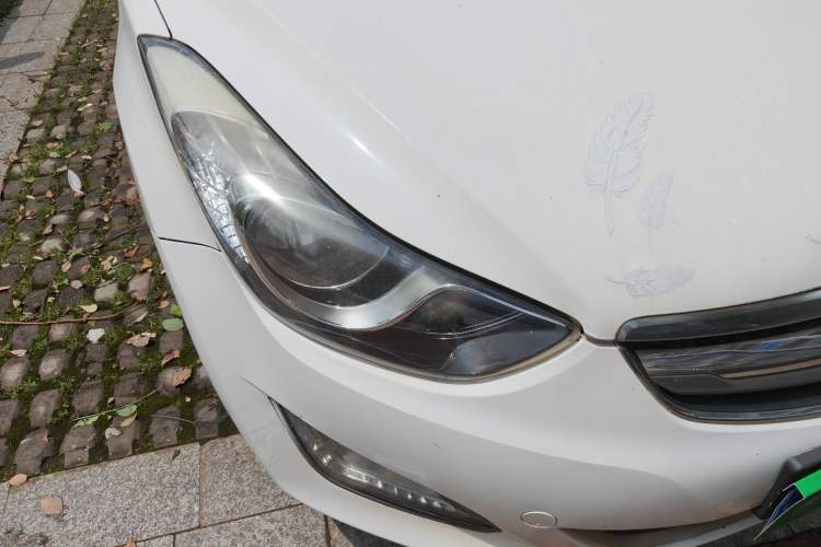 Used Hyundai Elantra (5th Generation / Langdong) 2015 1.6L Manual Leading Model Right Front Headlight