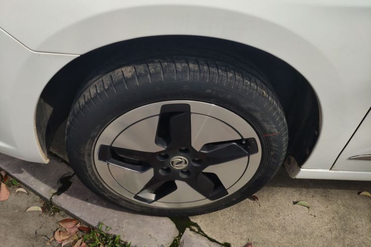 Used Dongfeng Aeolus E70 2021 360H Battery-Swap Version
