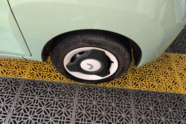 Used Wuling Hongguang MINIEV 2021 Macaron Premium Model – Lithium-NMC
