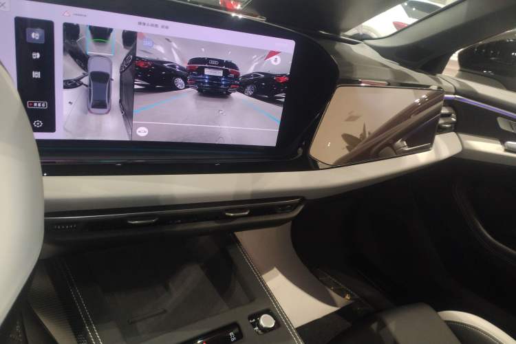 Used Audi A5L 2026 2.0T Sport Plus
