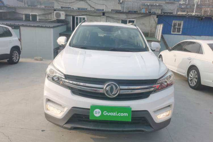 Used Dongfeng Fengon S560 2018 1.8L CVT Elite Model 7 Seats Front