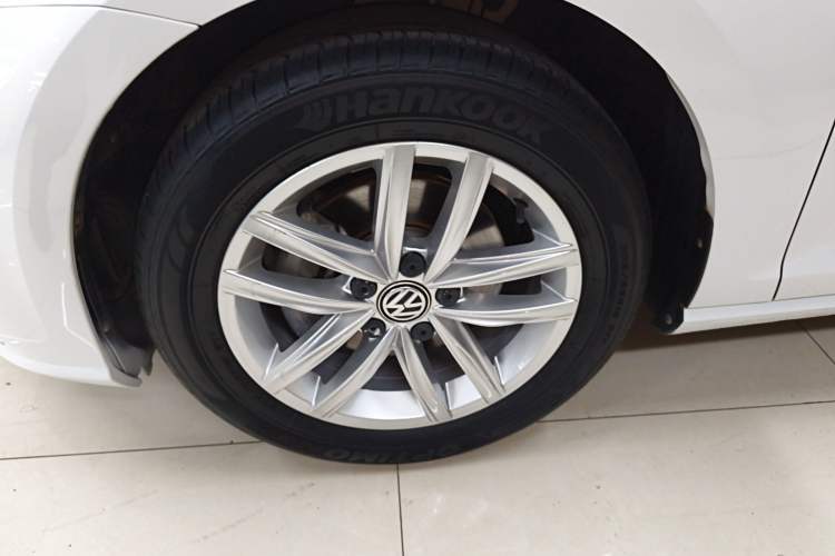 Used Volkswagen Golf 2019 1.6L Automatic Comfort Model China V Standard
