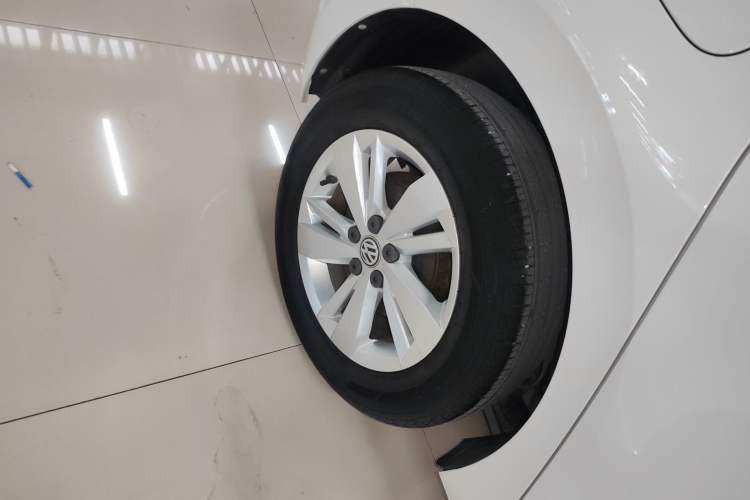 Used Volkswagen Polo 2019 Plus 1.5L Automatic Panoramic Enjoyment Edition Right Rear Wheel Hub