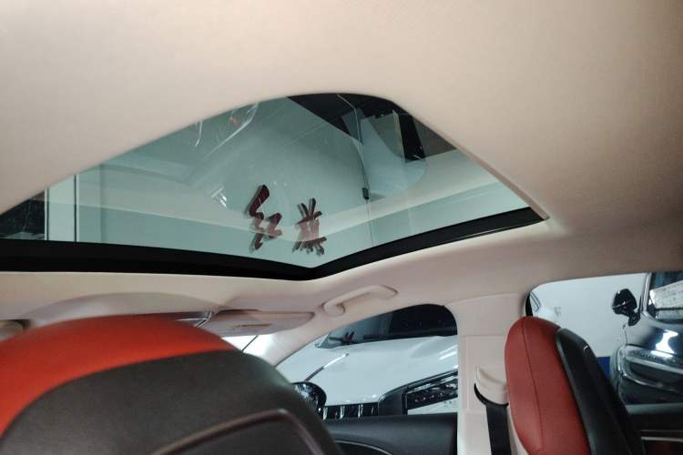 Used Hongqi H6 2023 2.0T Zhiyi Version Headliner