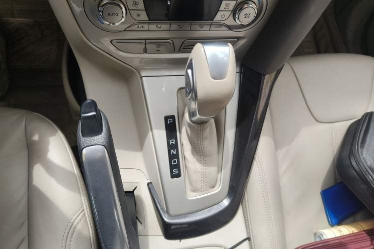 Used Ford Focus 2012 Sedan 1.6L Automatic Prestige Model