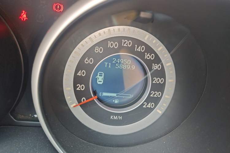 Used Bestune X80 2016 2.0L manual base trim