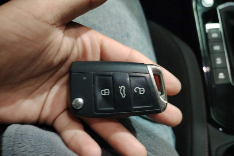 Used Volkswagen Tayron 2021 280TSI Two-Wheel Drive Luxury Smart Connectivity Version