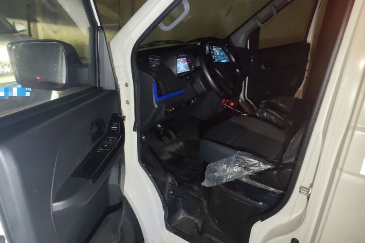 Used JAC Blue Cat 2023 M2 Plus Guoxuan Hi-Tech 41.93 kWh Comfort Edition