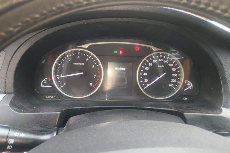 Used Geely Auto Emgrand GT 2015 1.8T Flagship Model Instrument Cluster