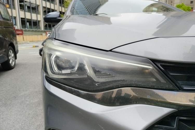 Used Chevrolet Monza 2019 RS 330T Automatic Comfort Edition China VI Standard