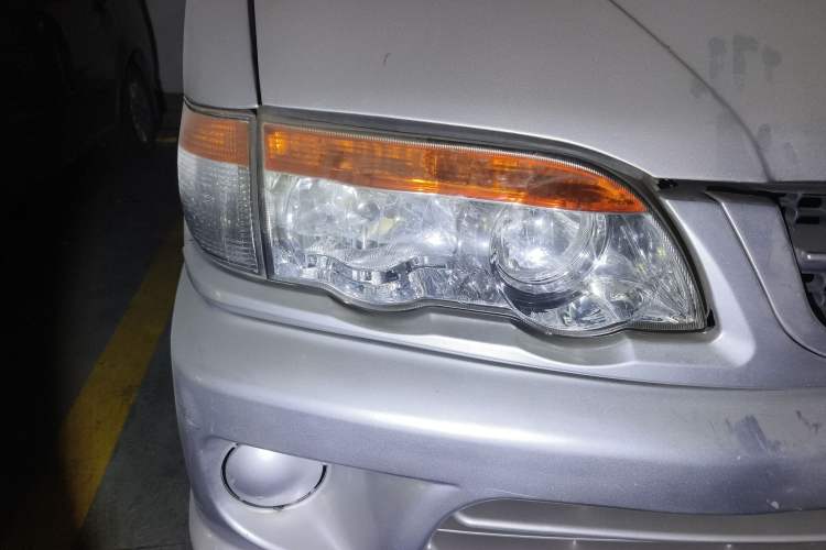 Used FORTHING Lingzhi 2013 V3 1.5L 7-Seater Standard Model II
