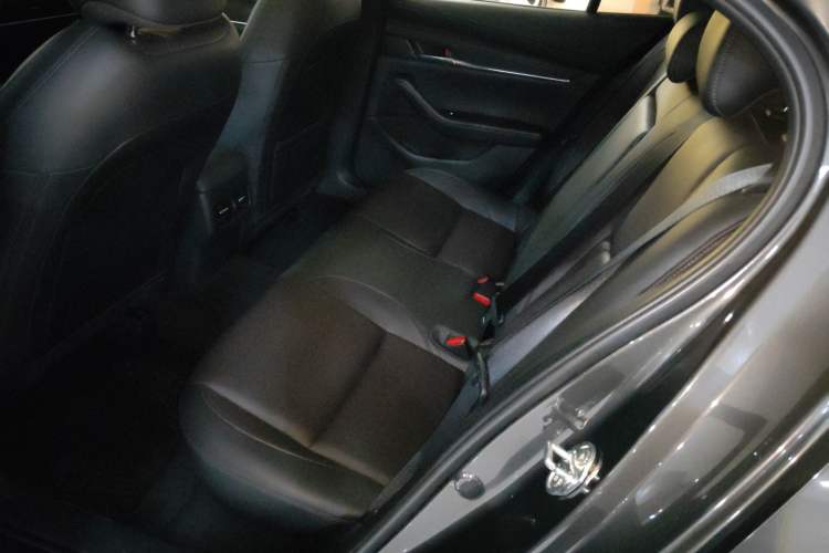 Used Mazda Mazda 3 Axela 2022 2.0L Automatic Zhi Rui Edition
