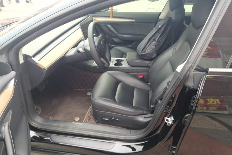 Used Tesla Model 3 2022 Rear-Wheel-Drive Version
