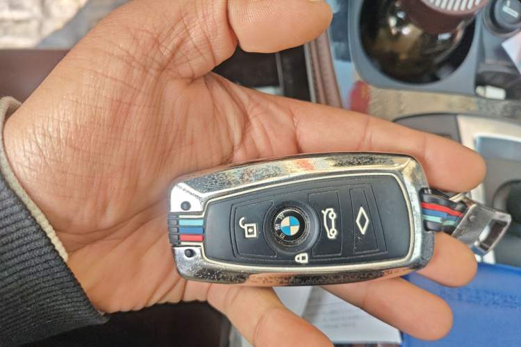 Used BMW 5 Series 2014 520Li Elegant Model