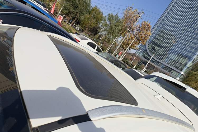 Used FAW Senya R7 2016 1.6L Manual Smart Version
