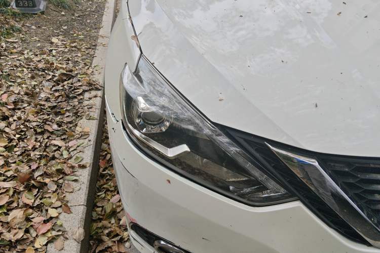 Used Nissan Sylphy 2016 1.6 XL CVT Deluxe Edition Right Front Headlight