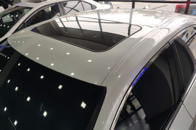 Used Lexus ES 2022 300h Excellence Edition
