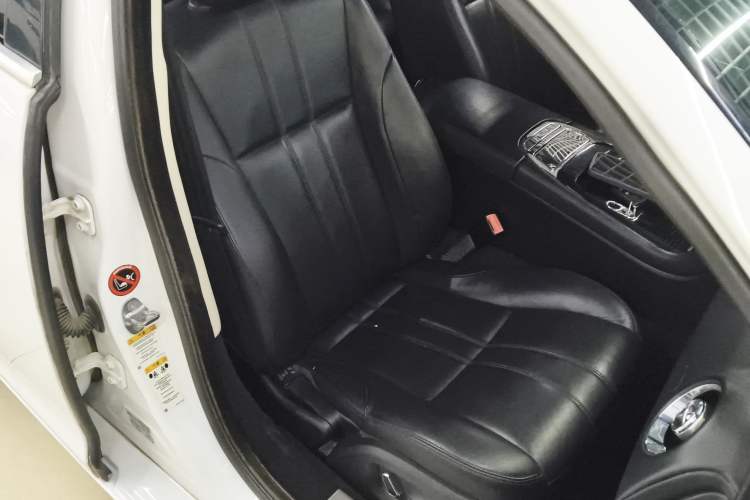 Used Jaguar XJ 2014 XJL 2.0T Two-Wheel-Drive Elegant Business Edition