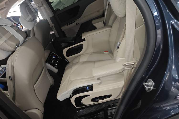 Used Lincoln Aviator 2020 3.0T V6 Four-Wheel Drive Premium Edition