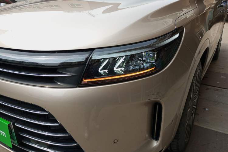 Used Hima AITO M7 2022 1.5T Four-Wheel Drive Flagship Edition
