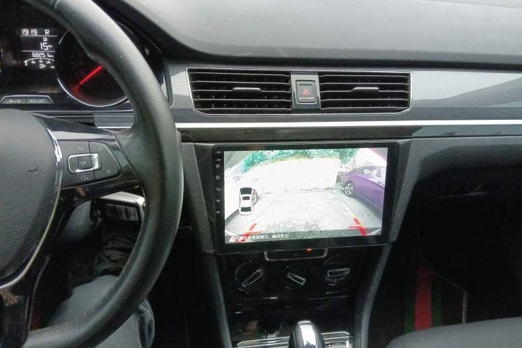 Used Volkswagen C-TREK 2018 1.5L Automatic Comfort Model Audio And AC Panel