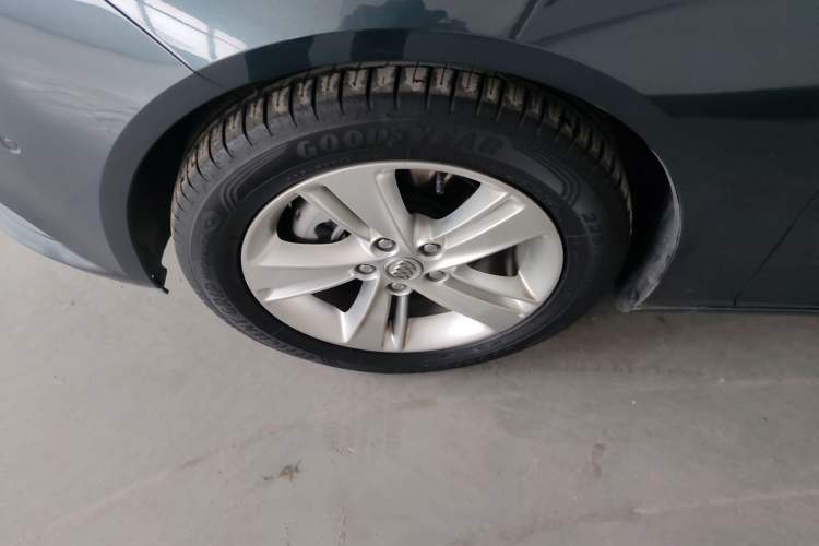 Used Buick Regal 2019 20T Luxury Model China VI Standard Left Front Wheel Hub