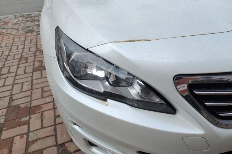 Used Peugeot 408 2014 1.8L Automatic Luxury Edition Right Front Headlight