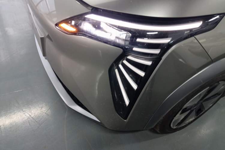 Used AION Y 2023 Plus 610 Enjoy Edition Left Front Headlight