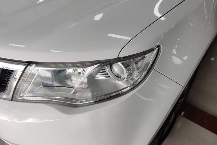 Used Geely Auto Emgrand X7 Sport 2016 1.8TD Automatic Smart Connectivity Version Left Front Headlight