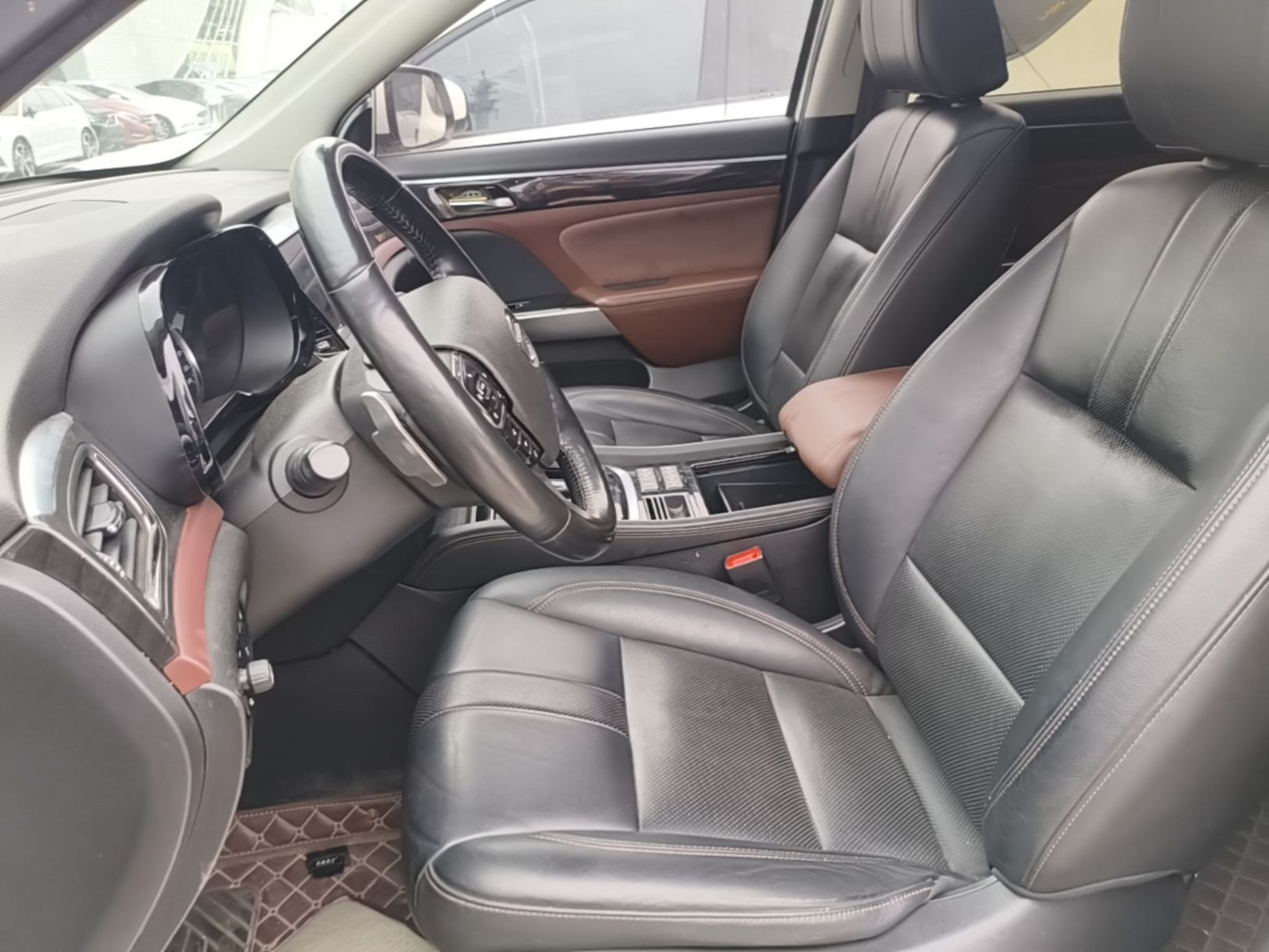 Interior delantero