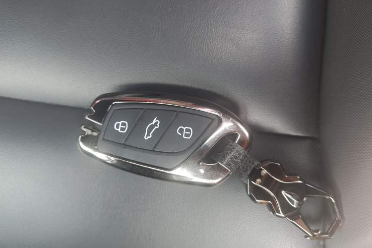 Used MG 5 2021 300TGI DCT Elegant Luxury Edition
