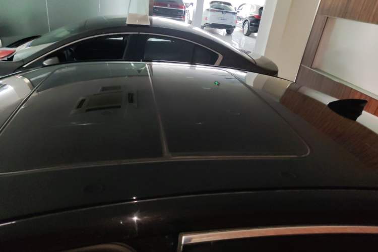 Used Buick LaCrosse 2021 652T Luxury Model Roof