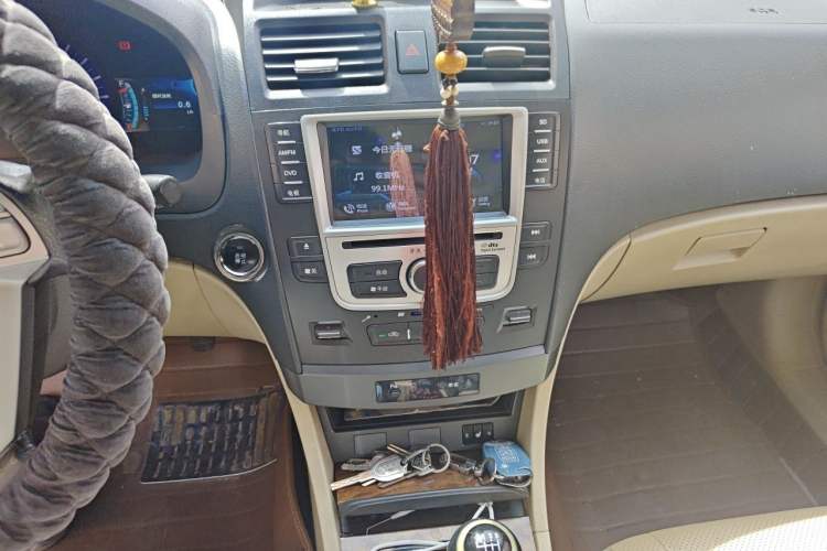 Used BYD G6 2012 1.5TI Manual Luxury Edition